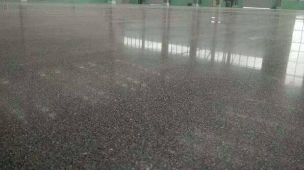 金刚砂地坪 (2).jpg