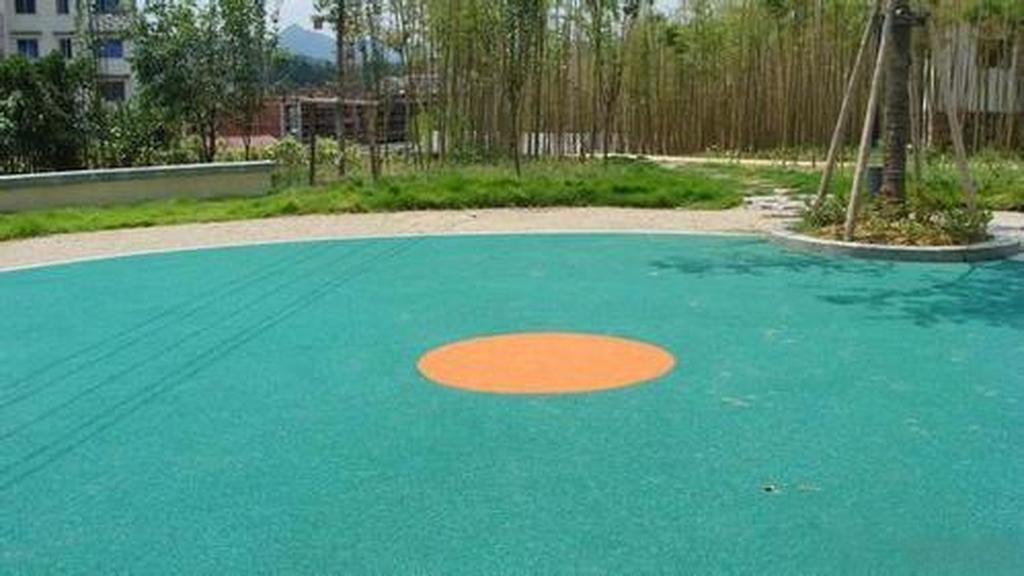 橡胶地坪 (1).jpg