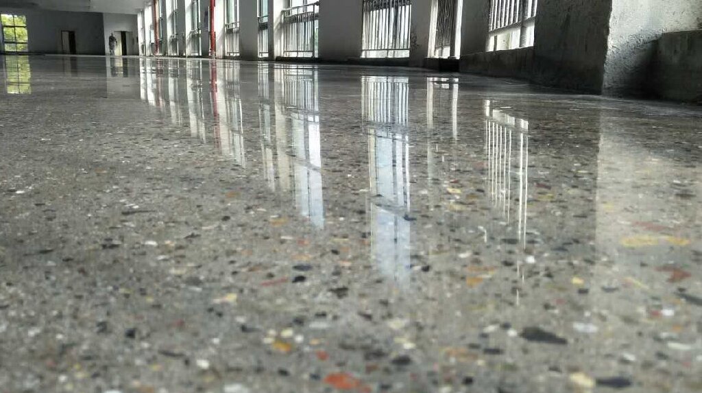 金刚砂地坪 (1).jpg